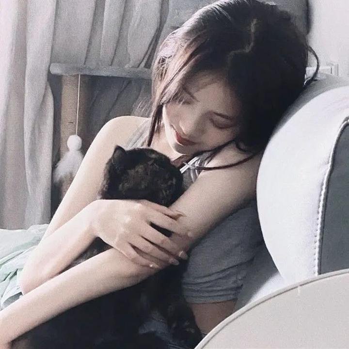 开画少女漫